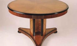 Dining Table Construction in deco Style